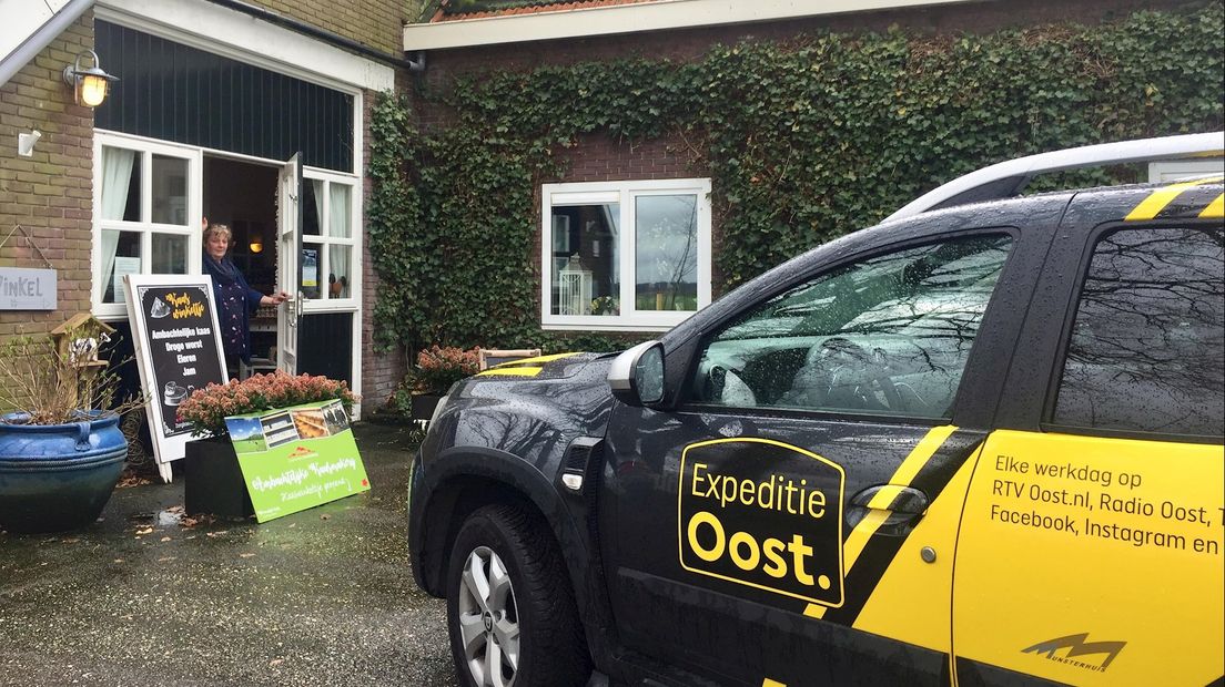 Team Expeditie Oost op bezoek bij zorgboerderij Schottinkslag