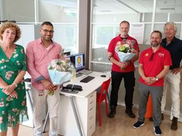 Buurthuis De Mussen blij gemaakt met nieuwe computers: 'We kunnen bewoners nu sneller helpen'