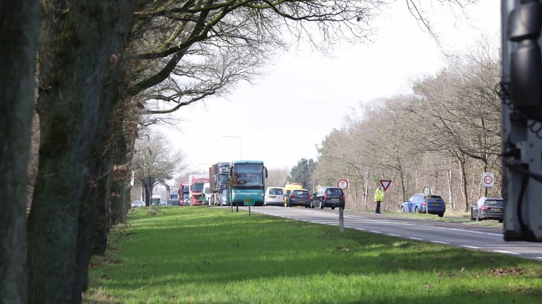 File op de A35 bij Nijverdal