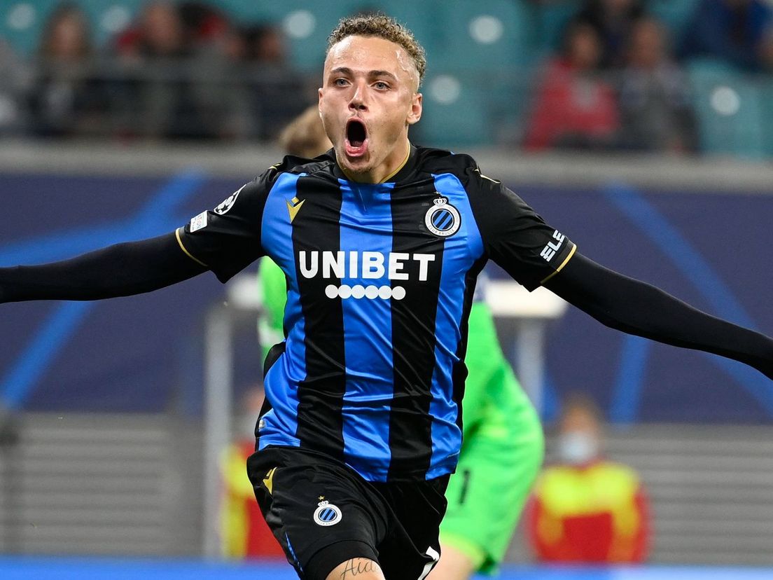 Noa Lang juicht in het shirt van Club Brugge