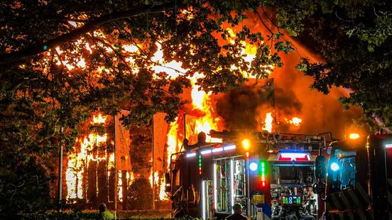 Brand in jeugdzorginstelling • zwaargewonde bij motorongeval