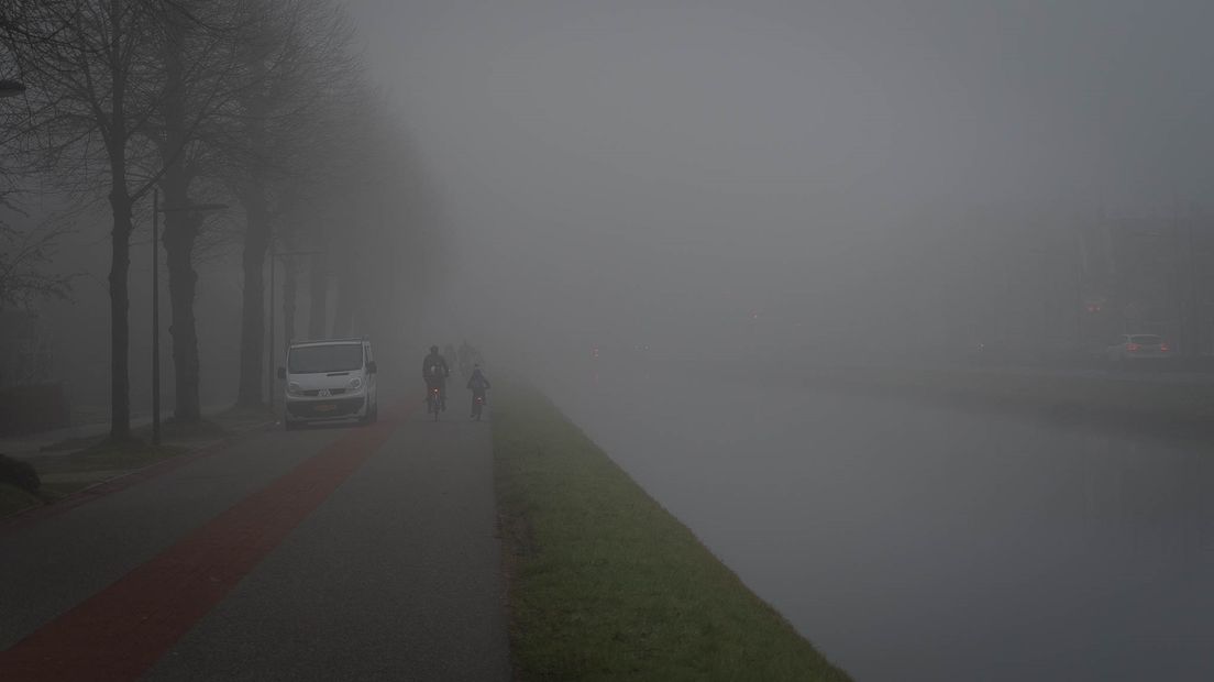 Mist langs de Vaart in Assen (Rechten: Fred van Os - RTV Drenthe)