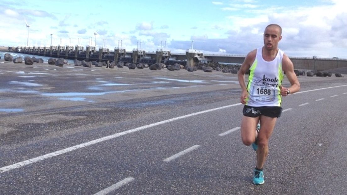 Jongere garde neemt langzaam de macht over in Kustmarathon