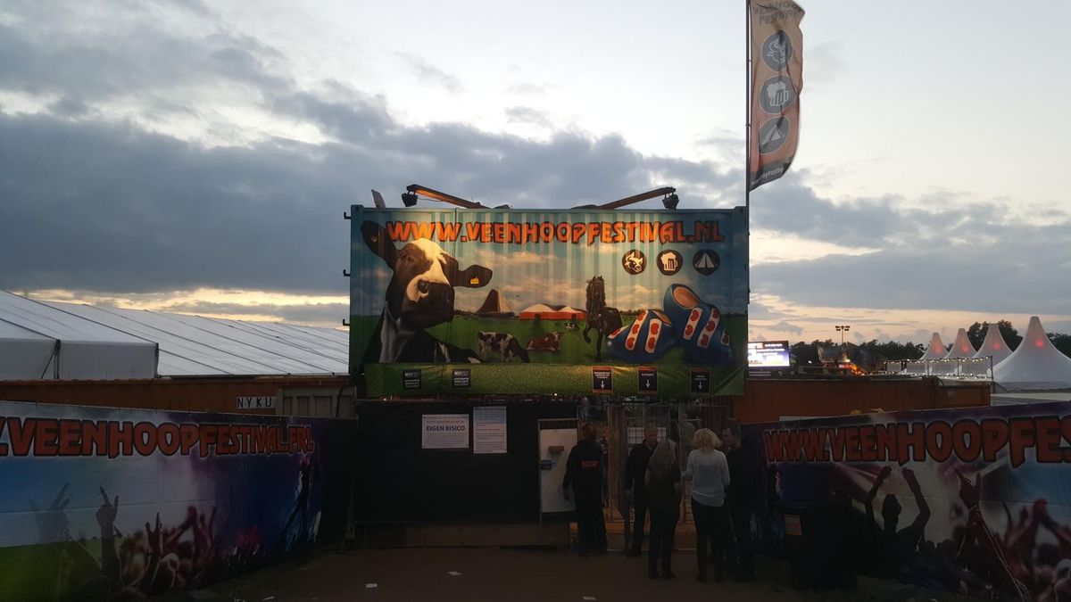 Organisatie Veenhoop Festival zou vooruitlopen op besluit gemeente