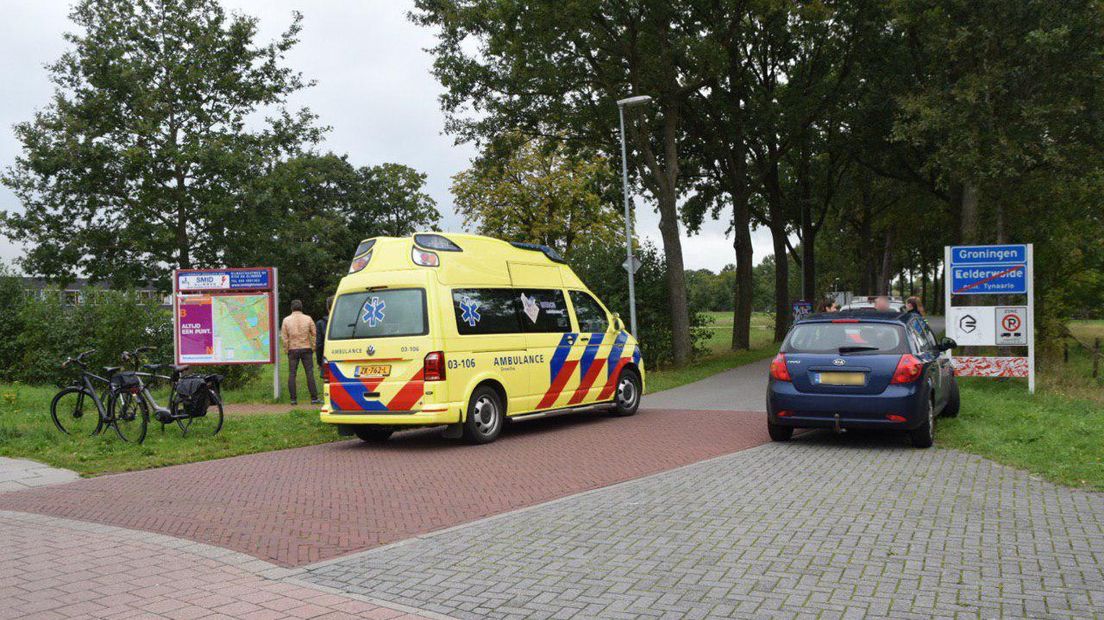 Op de Ter Borchlaan in Eelderwolde is een fietser gewond geraakt (Rechten: Rick ten Cate/ProNews)