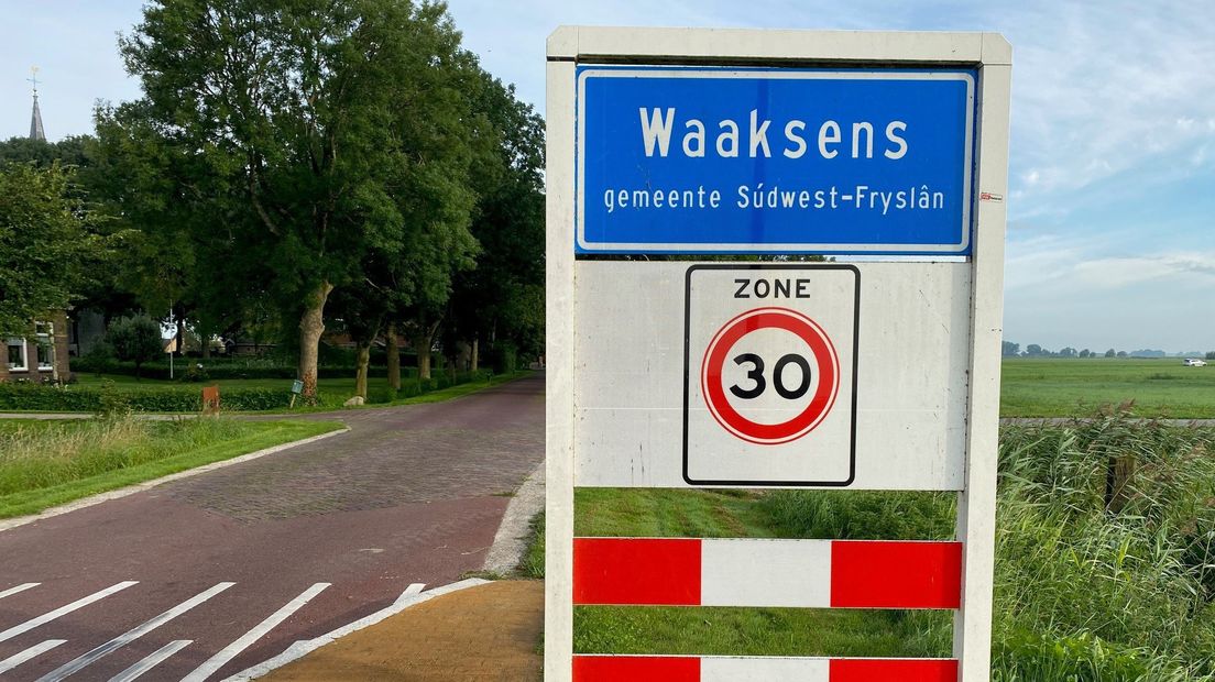 It doarp Waaksens (Súdwest-Fryslân)