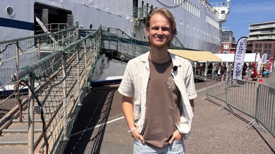 Stefan woont op schip met 300 anderen: 'Ik betaal 1900 euro voor drie maanden' Home