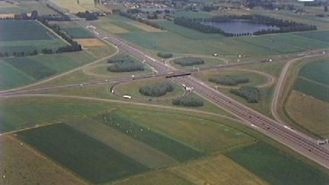 Marcel Jacobs van actiecomité A50 Ewijk weet niet of hij nog in beroep gaat tegen de verhoging van de maximumsnelheid naar 130 kilometer per uur op de A50. Vandaag liet minister Cora van Nieuwenhuizen van Infrastructuur weten dat ze de snelheid tussen de knooppunten Valburg en Ewijk verhoogt van 120 naar 130. Ze veegt daarmee alle bezwaren van tafel.