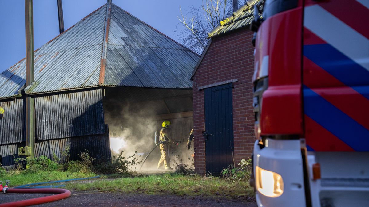 112 Nieuws: A28 bij knooppunt Lankhorst afgesloten door ongeval | N732 tijdelijk afgesloten vanwege 