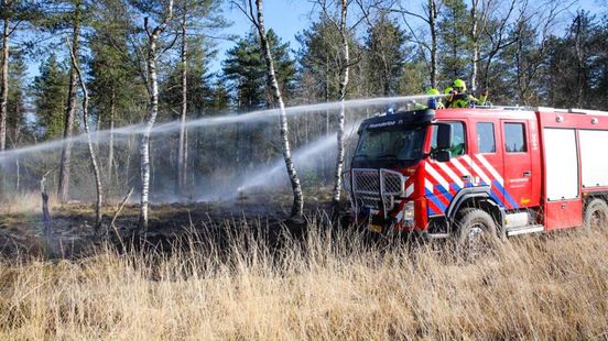 Opnieuw natuurbrand • ongeval met twee vrachtwagens. Opnieuw natuurbrand • ongeval met twee vrachtwagens.
