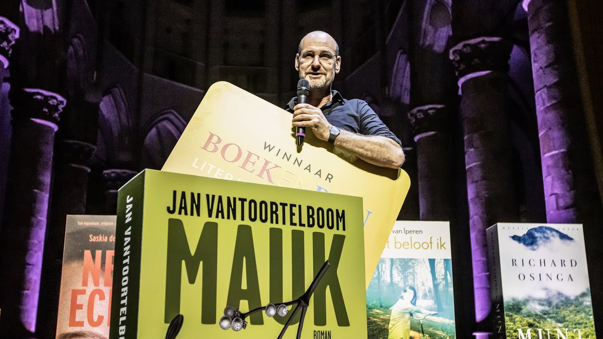 Jan Vantoortelboom wint Boekenbon Literatuurprijs
