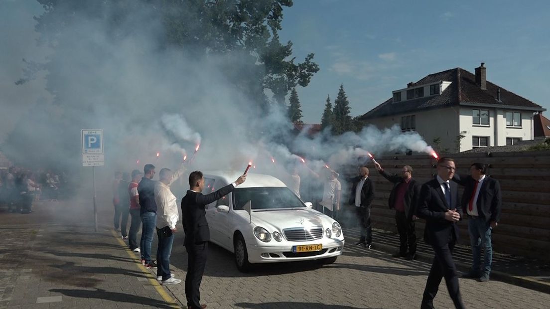 Harderwijker Remco Andringa die vorige week overleed, nadat hij op de fiets werd aangereden, is vandaag in Zwolle gecremeerd.