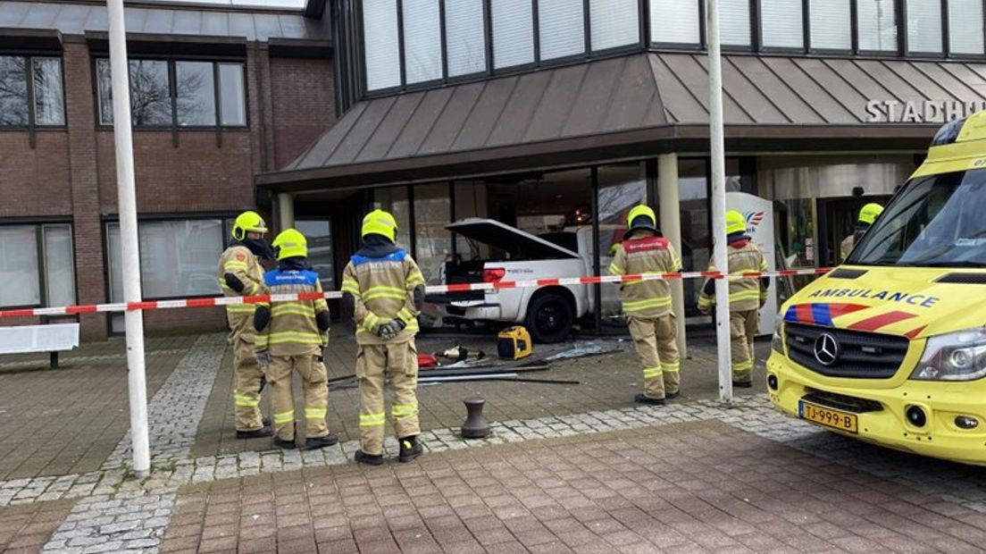 De pick-up in het stadhuis.