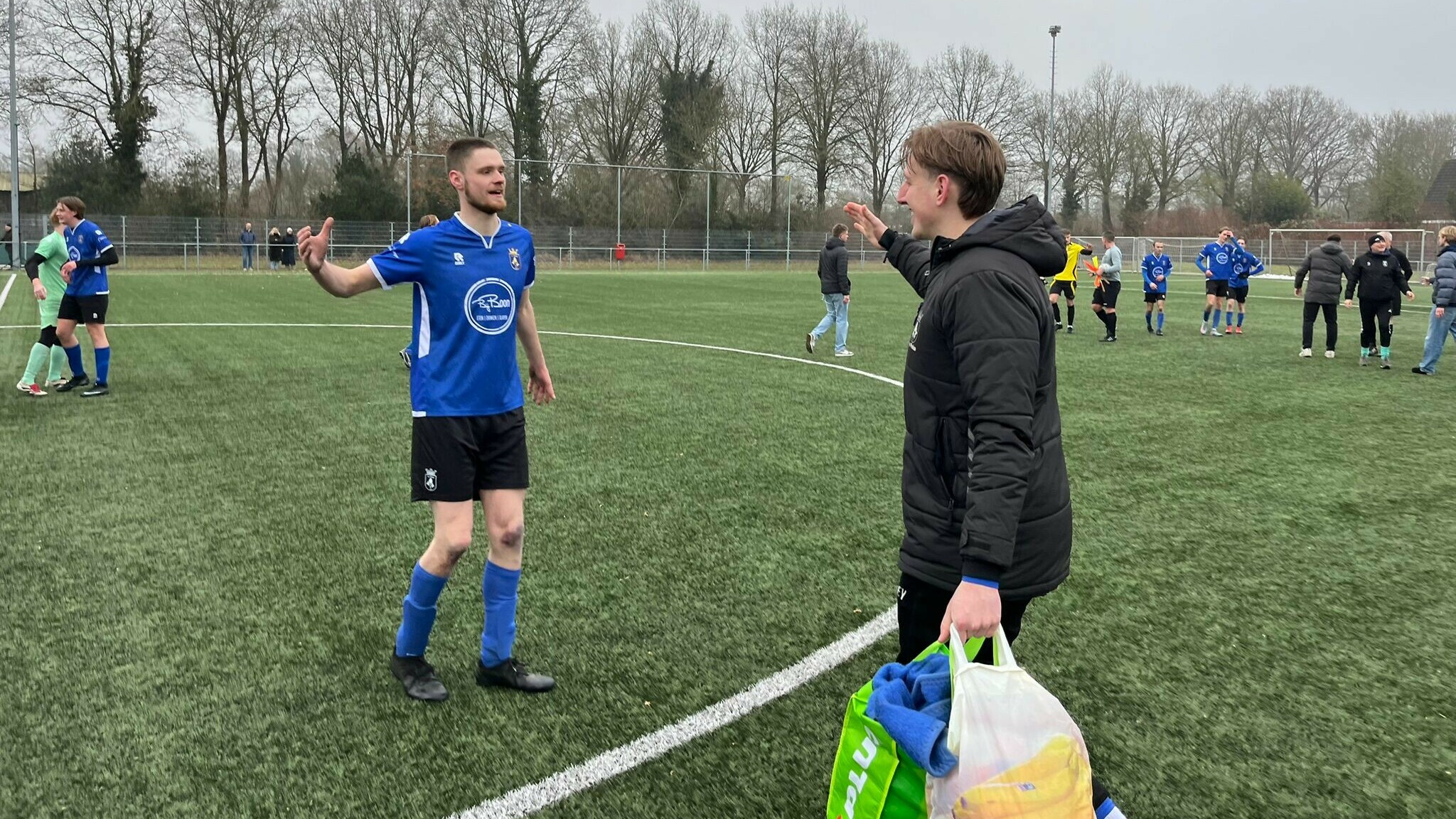 Peize kan amper trainen door kou, maar wint wel van Annen