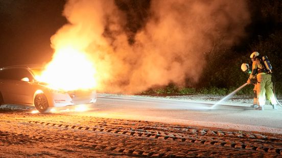 Autobrand aan de Alteveer in Hoogeveen Nieuws