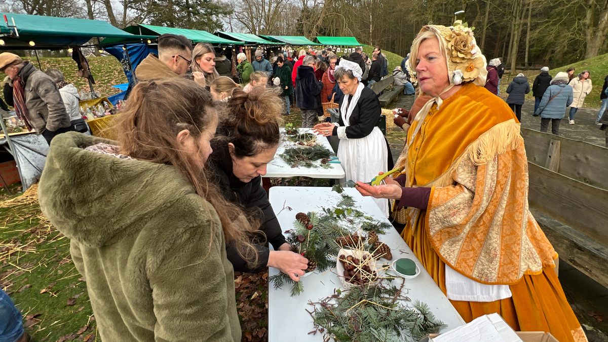 Charles Dickens Christmas Market at Tivoli Outdoor Theater in Asserbos Draws Record Crowds – Organizers Plan for Even Bigger Event in 2022