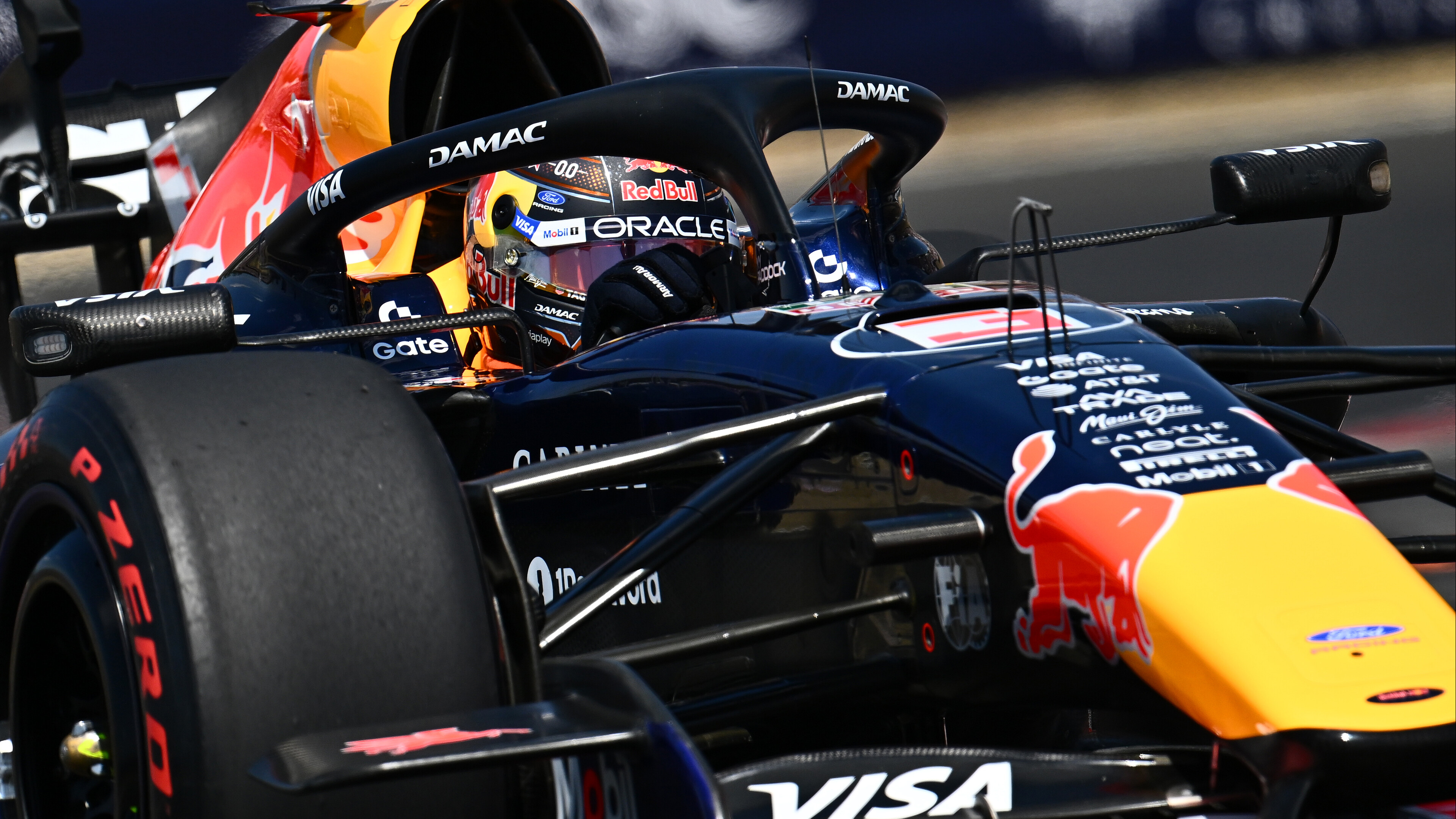 Spinnende Verstappen moet genoegen nemen met zesde startplek in Hongarije