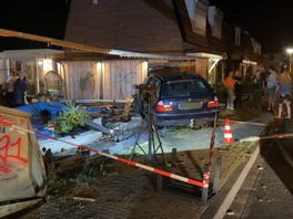Chaos in Glanerbrug: vrouw ramt schutting en eindigt bijna in zwembad, huizen zonder stroom