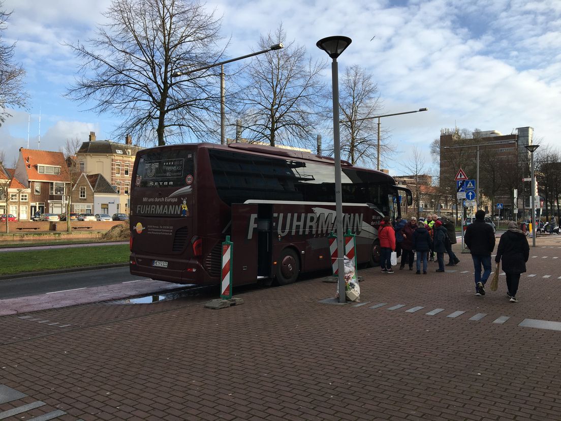 Bussen komen toch aan bij afgelaste Dordtse Kerstmarkt