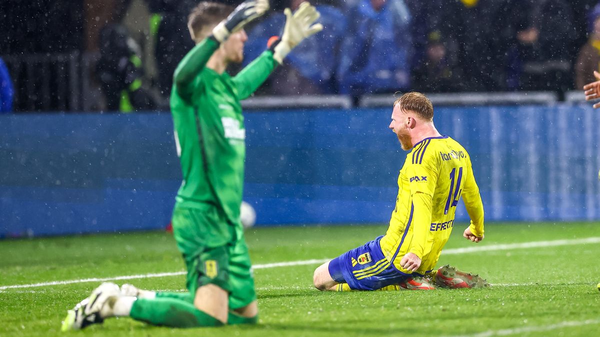 SC Cambuur redt in de laatste minuut een punt tegen RKC Waalwijk