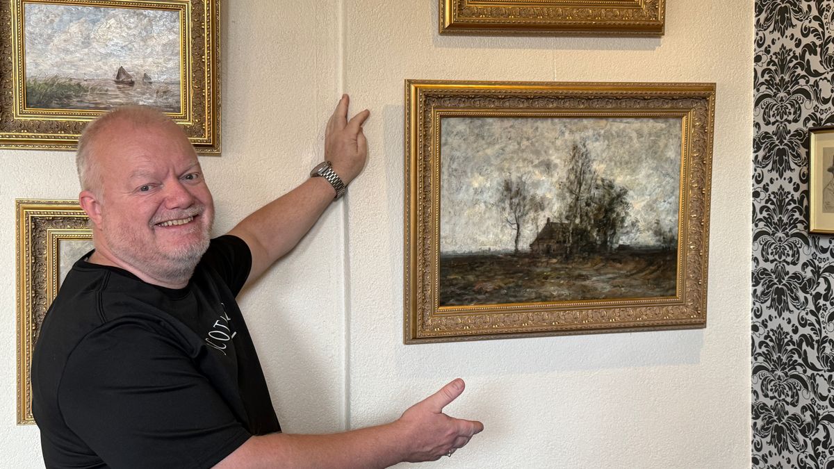 Restauranthouder brengt Franse schilder tot leven: vergeten kunst weer thuis in Hooghalen