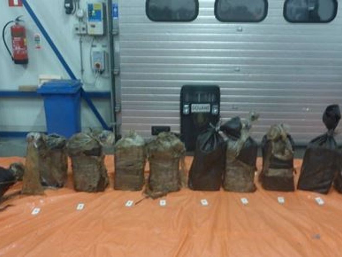 Gevonden drugs uit het kolenschip.