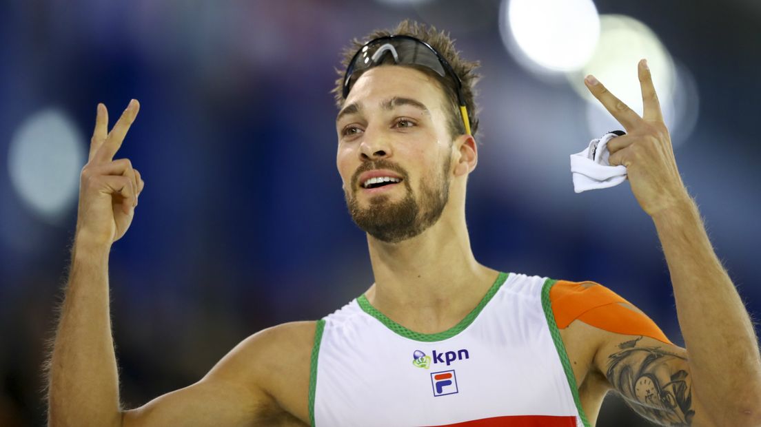 Kjeld Nuis na winst op 1000 meter tijdens World Cup in Thialf.