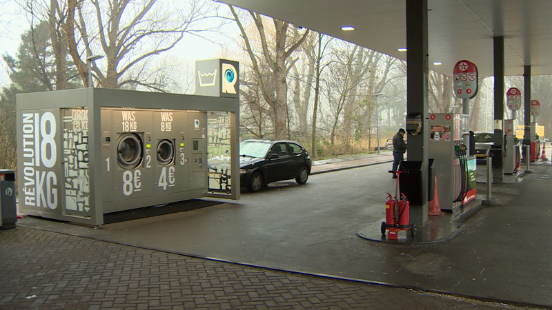 Steeds Meer Wasmachines Bij Tankstations - Rijnmond