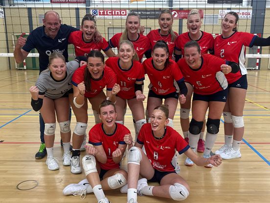 Hechte vriendinnenband zorgt voor twee promoties in drie jaar tijd bij volleybalsters Tjoba