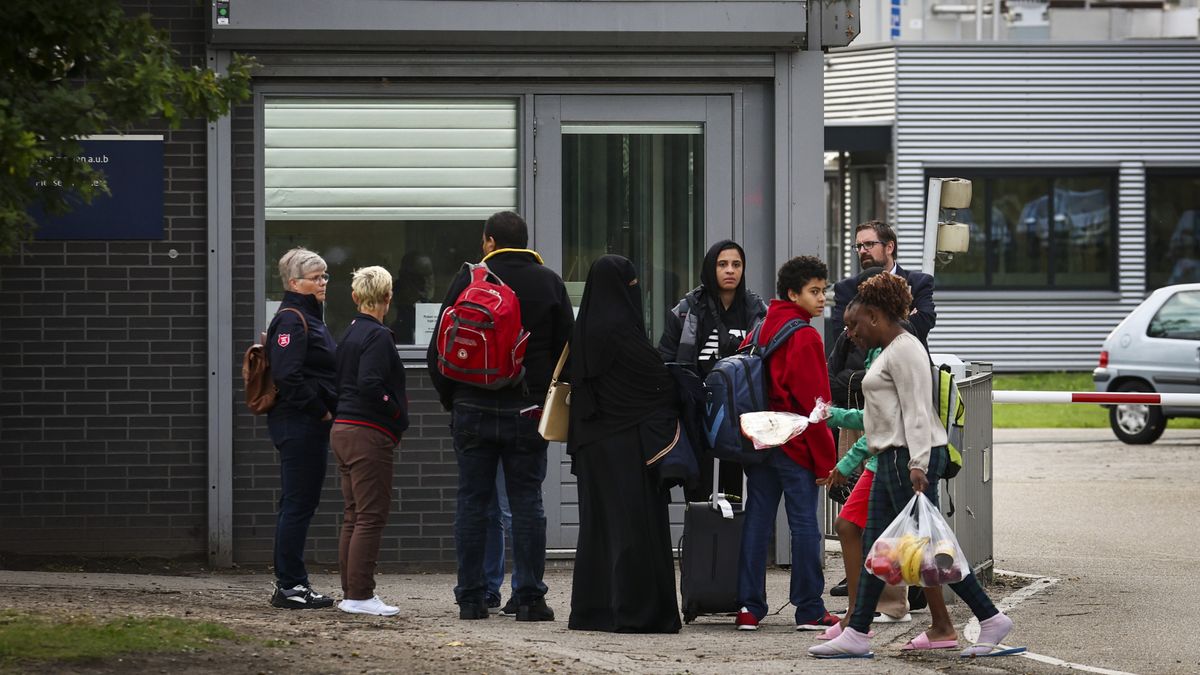 Asielopvang aan Regulusweg in de Binckhorst moet behouden worden
