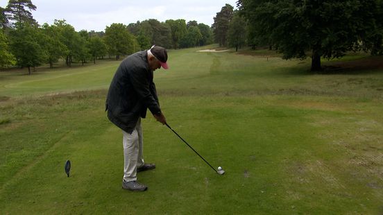 Op zijn 100ste nog op de golfbaan: het geheim van Andries