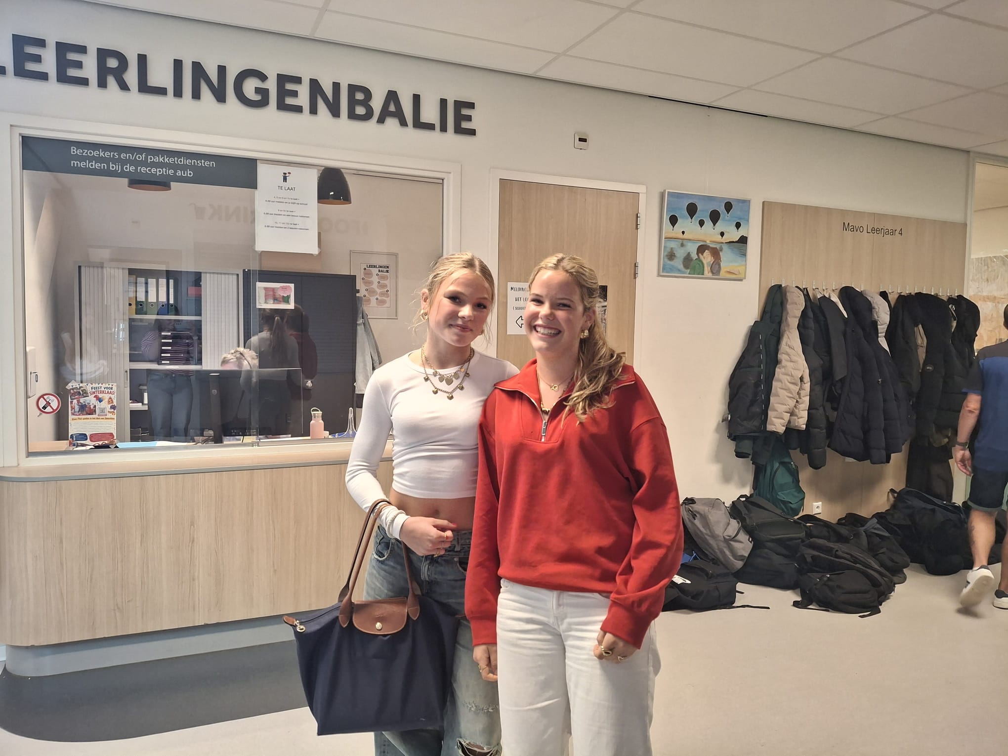 Kabinet wil geen mobieltjes meer op het schoolplein en in de aula, Zeeuwse scholen doen dit al jaren