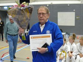 Judoleraar Jacob Vos (80) uit Klazienaveen benoemd tot bondsridder judobond