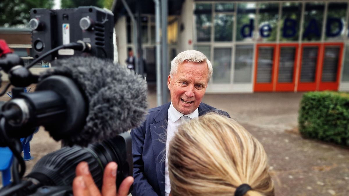 Van der Burg belooft beterschap in Nieuw-Weerdinge: 'Men is behoorlijk duidelijk geweest'