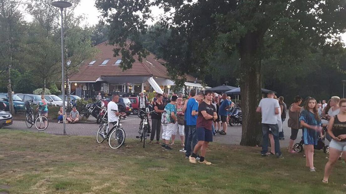 Woensdagavond was er een spontane demonstratie in Pekela