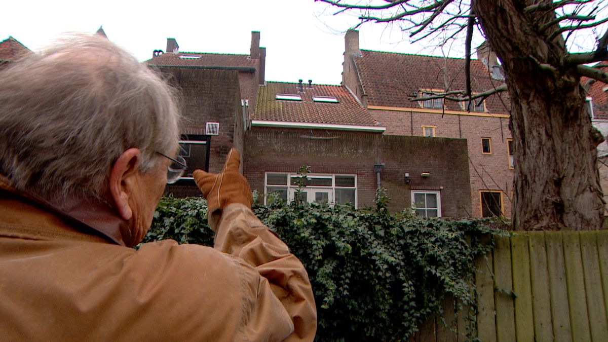 Controversy over Solar Panel Restrictions on Historic Building in Nieuwstraat