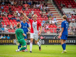 FC Emmen imponeert met 4-0 zege op open dag: 'Als dit onze norm wordt, ben ik een heel tevreden man'