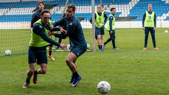 LIVE | De Graafschap rouleert in strijd om derde plek tegen Jong-AZ