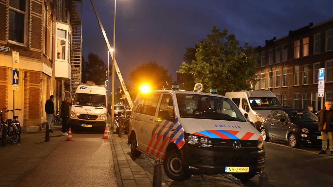 Politiebus op de Valkenboslaan