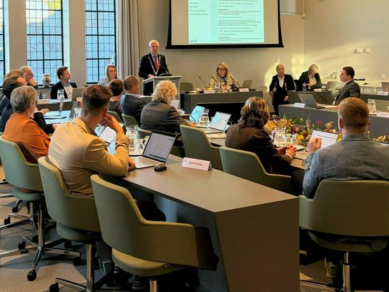 Alex Bonnema en Anne Jochum de Vries formateurs yn Tytsjerksteradiel