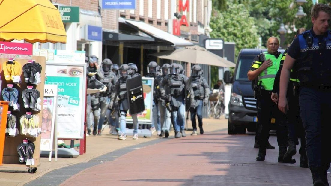 Arrestatieteam is gearriveerd in Steenwijk
