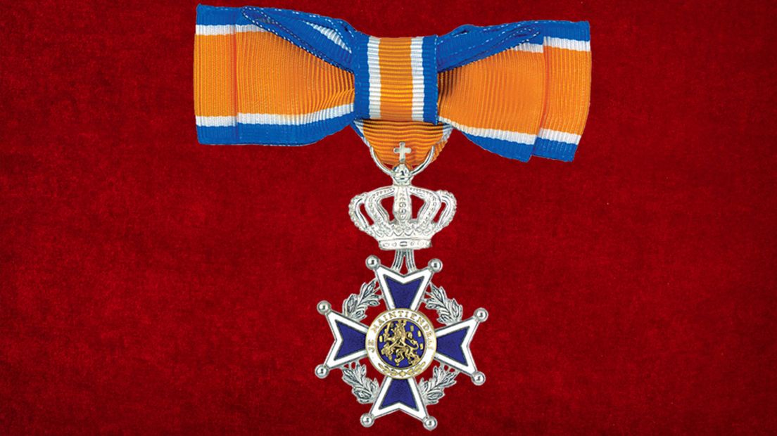 Lid in de Orde van Oranje-Nassau, vrouw