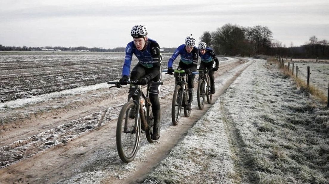 Kopgroep Drenthe200, Verhoeven, Mos en Smeenge