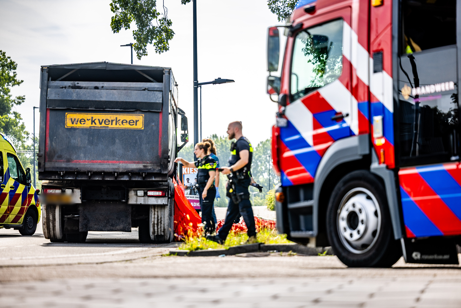 Het slachtoffer is mogelijk enige tijd meegesleurd.