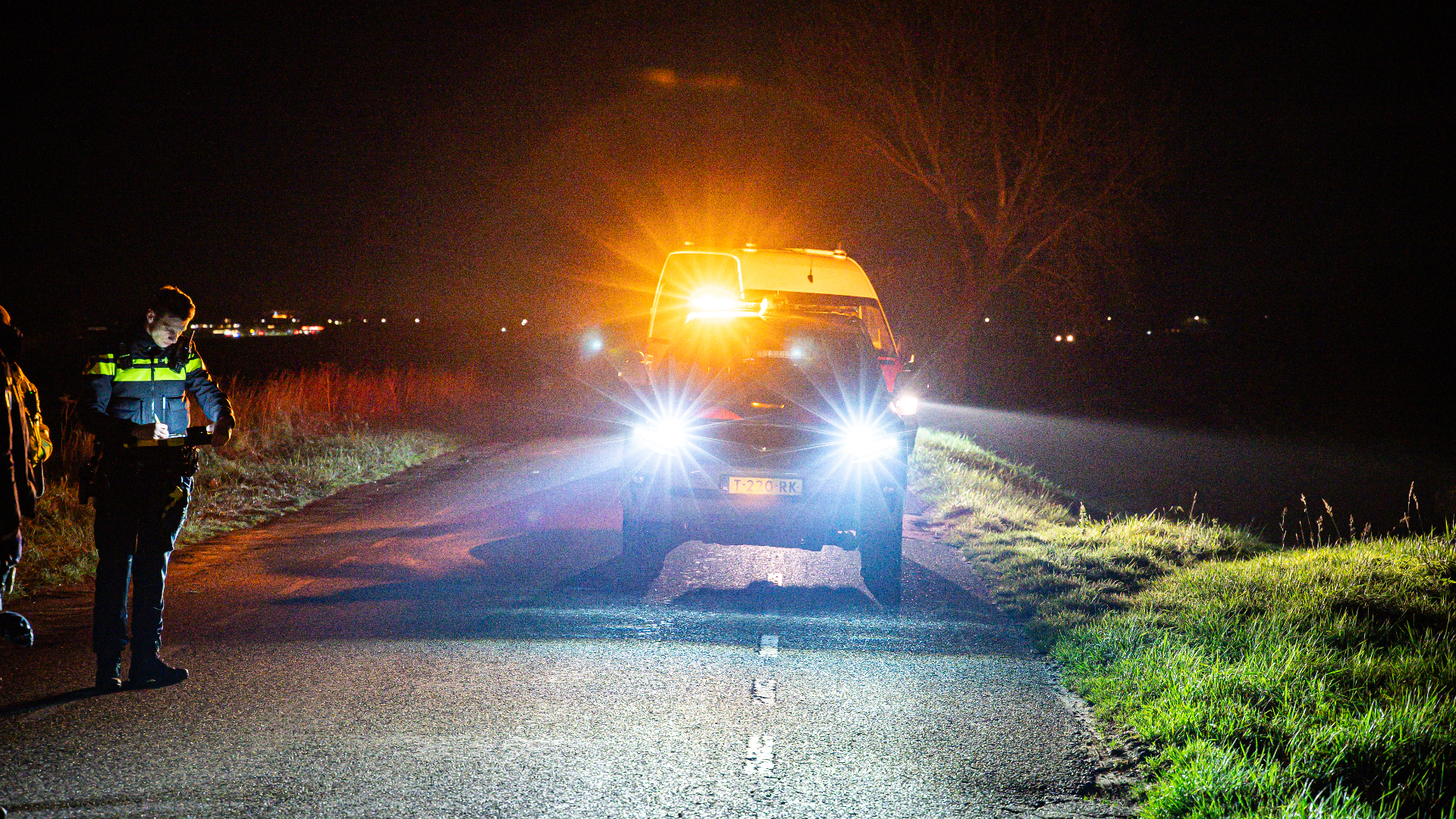 Politie doet onderzoek naar ongeluk in Dirksland.