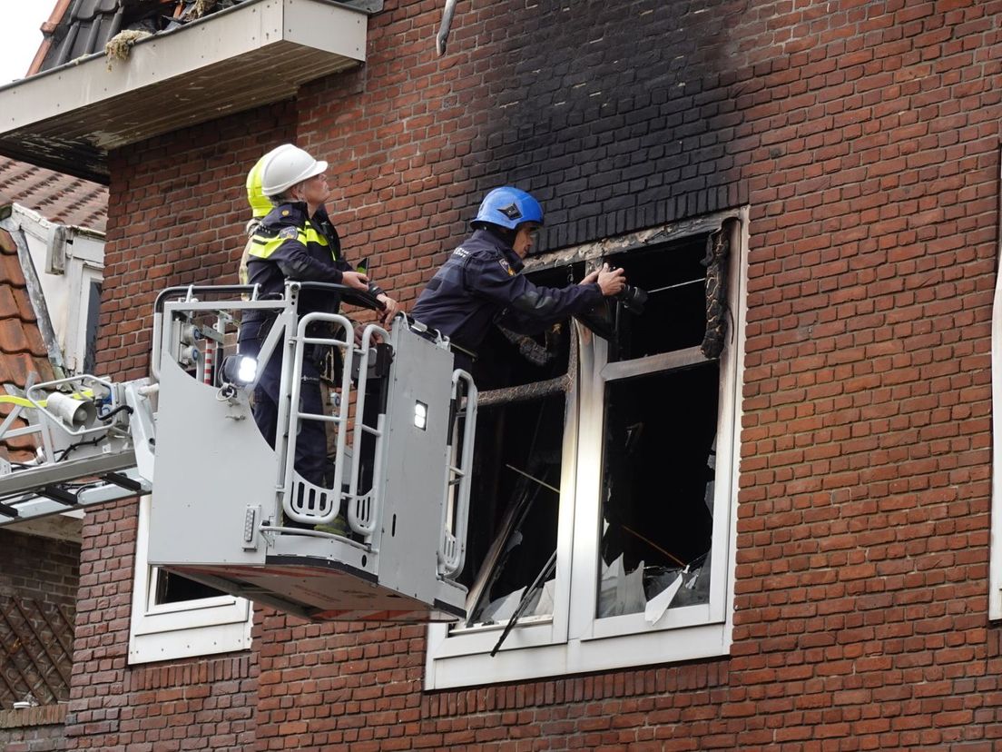 Onderzoek bij uitgebrande woning aan de Graaf Adolf van Nassaustraat