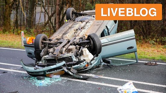 Zwaar ongeval bij afrit A50 • flinke schoorsteenbrand. Zwaar ongeval bij afrit A50 • flinke schoorsteenbrand.