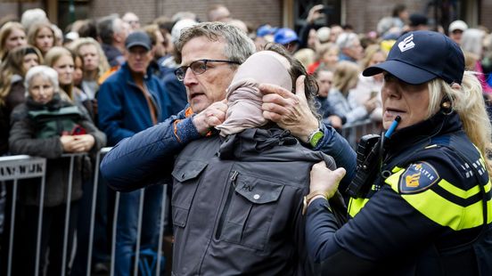 Rookbom en protest op 5 mei vorig jaar, maar toch geen extra maatregelen