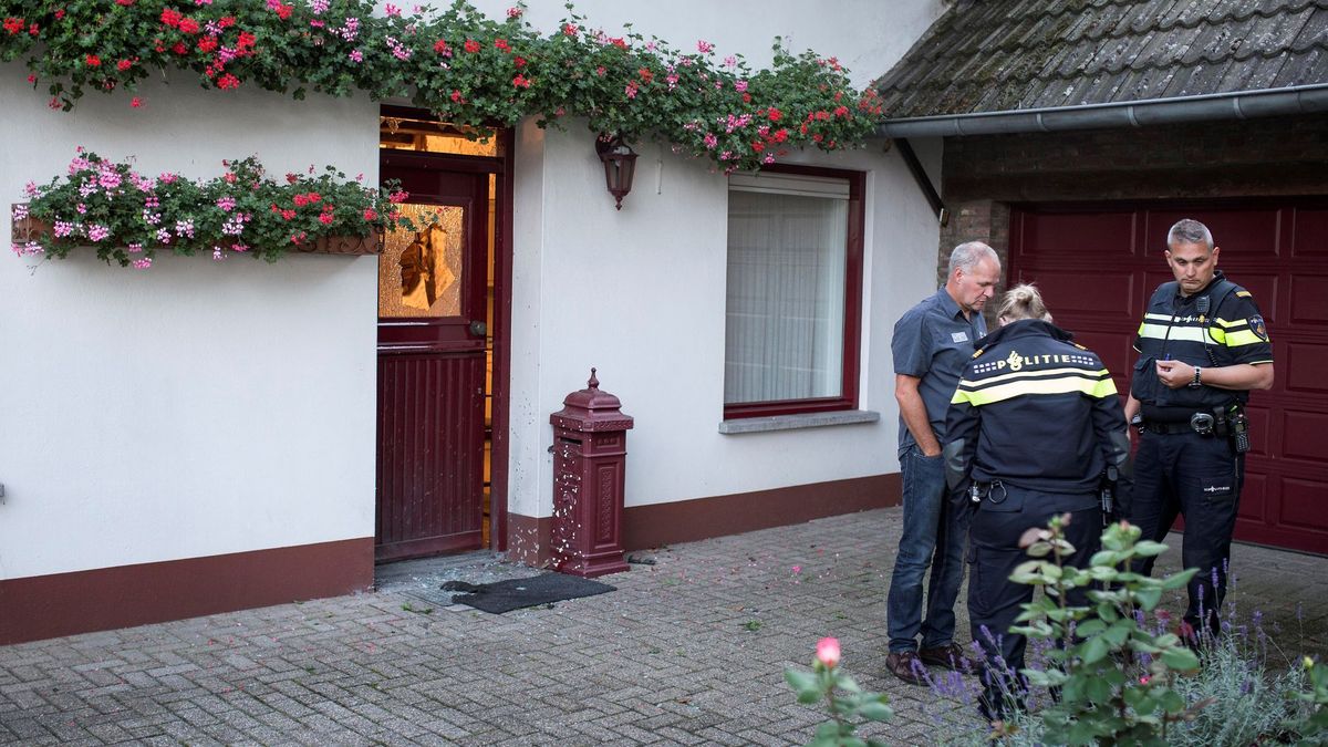 Deur en gevel beschadigd bij ontploffing in Limbricht