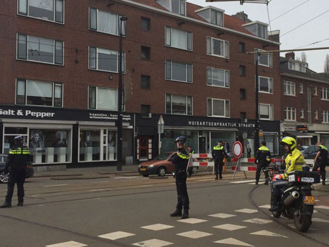 De Straatweg is afgesloten